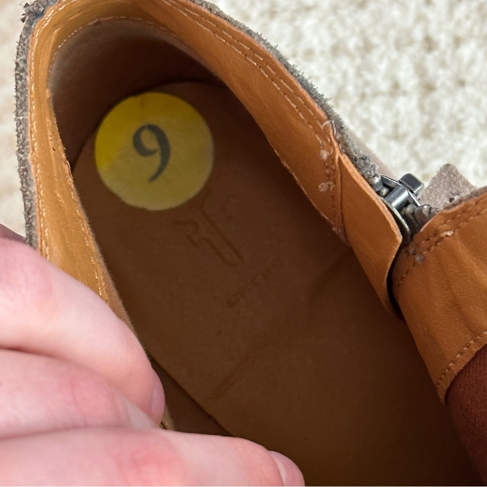 Frye tan booties sz 9 - Picture 9 of 9